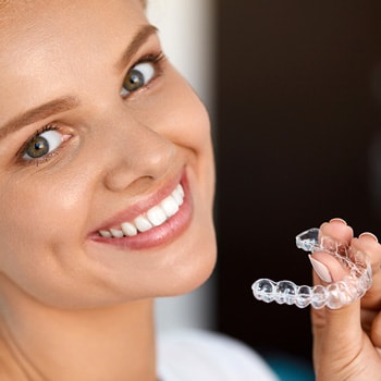 Invisalign in Columbus  Preview Your Smile with Our iTero Scanner